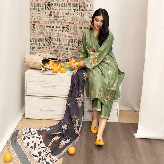 Green Embroidered Lawn 3Pcs Set with Digital Print Dupatta