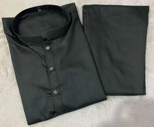Men's Green Kurta Pajama Set with Embroidered Design