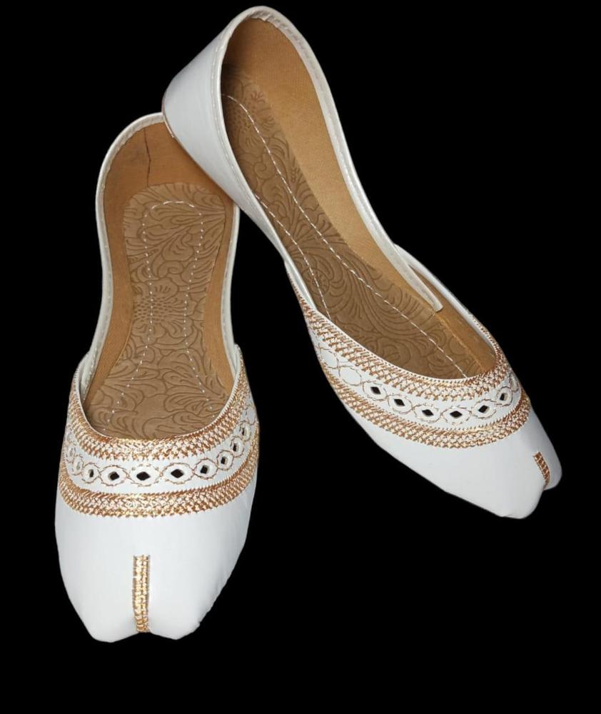 Women's White Embroidered Khussa Shoes Size 6-10